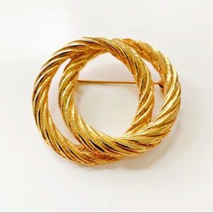 Vintage Double Circle Gold Tone Brooch